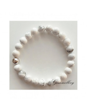 howlite